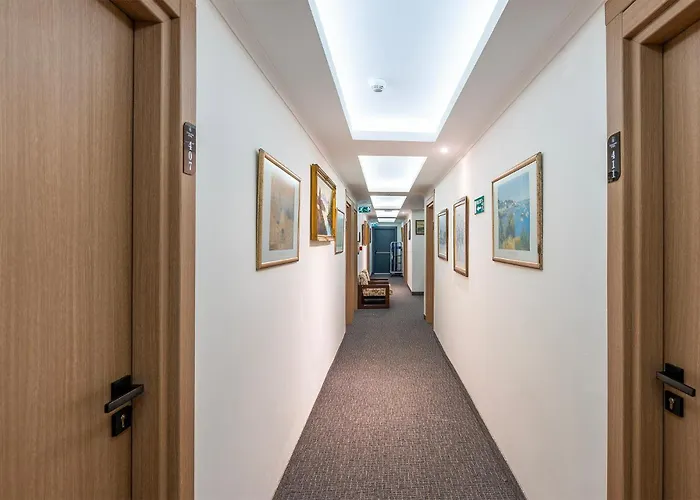 Gallion Hotel